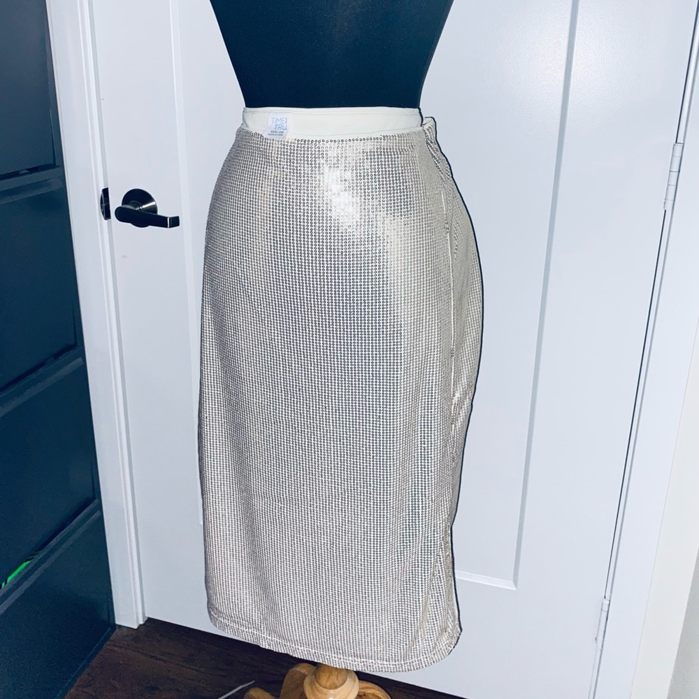Sequin Gold skirt